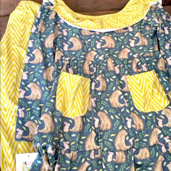 Two Can bear print - Picture 1 of 1